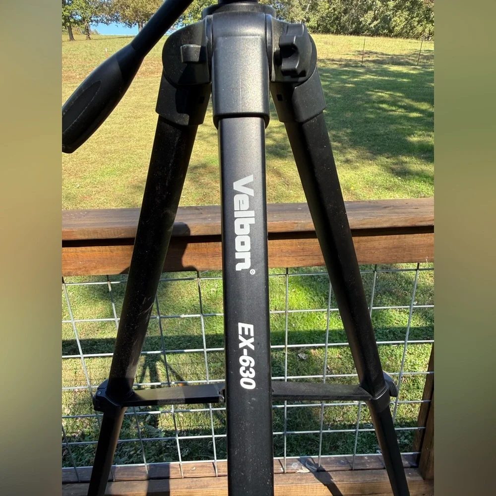 Velbon EX-630 Tripod
